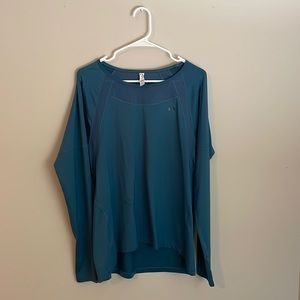 Under Armour long sleeve t